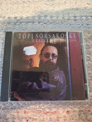 Topi Sorsakoski-Yksinäisyys