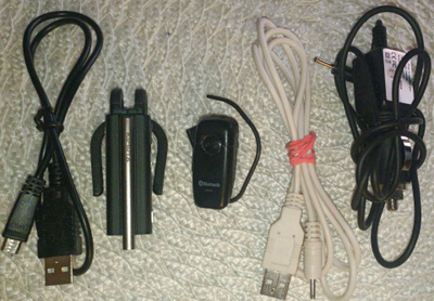 Nokia / Celly Bluetooth Handsfree / Kuuloke 2kpl.
