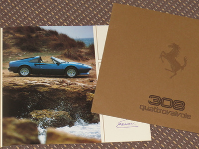 1983 Ferrari 308 Quattrovalvole PRESTIGE esite -KUIN UUSI