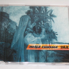*CDs* NELJÄ RUUSUA Varjo - pikkukuva 1