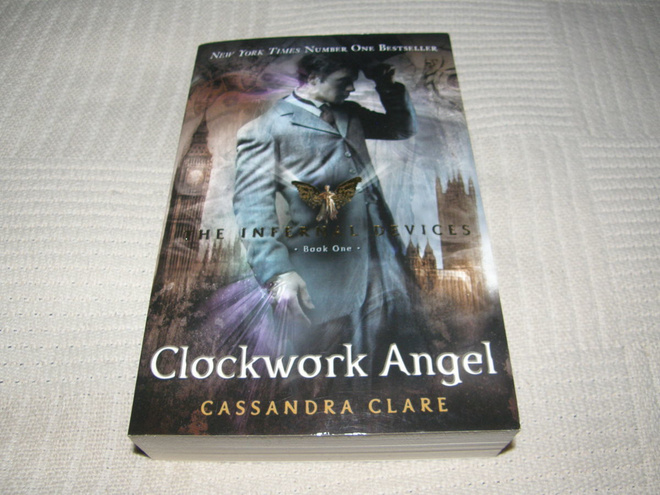Cassandra Clare Clockwork Angel   -nid