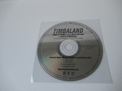 TIMBALAND FEATURING NELLY FURTADO - GIVE IT TO ME CDS