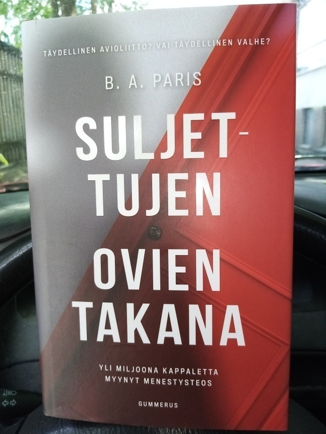 PARIS :  SULJETTUJEN OVIEN TAKANA