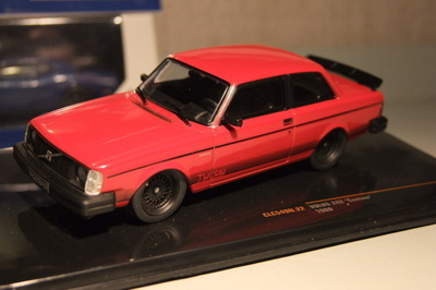 Volvo 242 turbo custom -80 1:43 ALE!