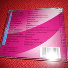 CD Naisenergiaa - 16 suosittua iskelmäkuningatarta - pikkukuva 2