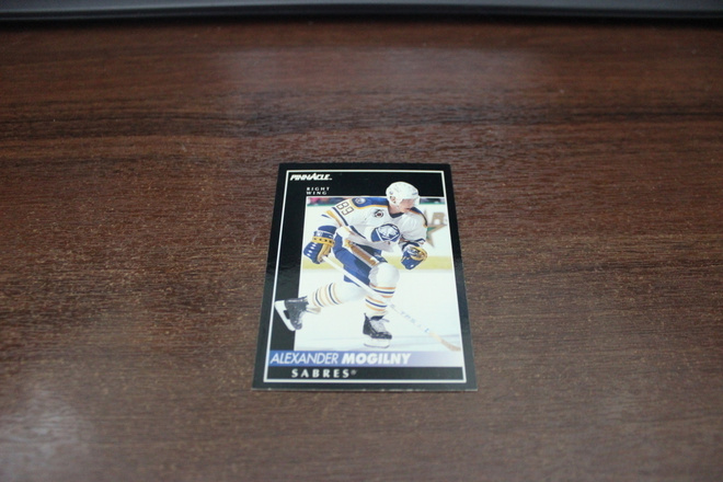 1992-93 Pinnacle #77 Alexander Mogilny