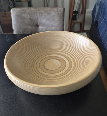 Käsintehty puinen tarjoilukulho, halkaisija 35 cm