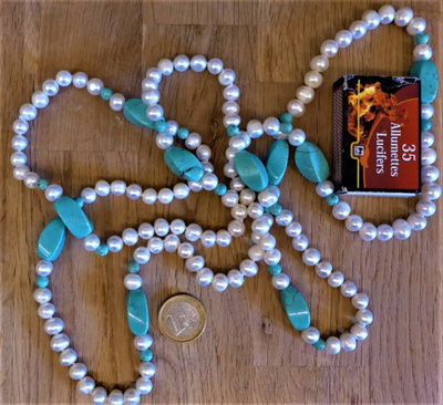 KORU Kaulakoru hieno upea ja ei rihkama