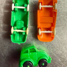Muovisia pikkuautoja, Koho Mercedes x2, Beetle - pikkukuva 3