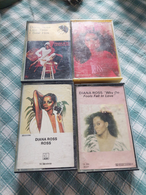 DIANA ROSS