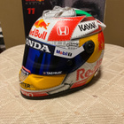 2021 Sergio Perez Red Bull Racing 1:2 Mini Helmet - pikkukuva 1