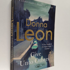 Donna Leon : Give unto others - pikkukuva 1