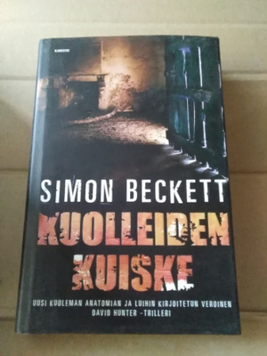 Simon Beckett: Kuolleiden kuiske