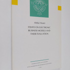 Aleksi Horsti : Essays on Electronic Business Models and ... - pikkukuva 1