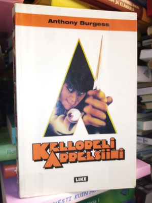 Burgess :  Kellopeli Appelsiini ( SIS POSTIKULU )