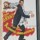 Frank Capra: Arsenikkia ja vanhoja pitsejä (1944) *UUSI* - pikkukuva 1