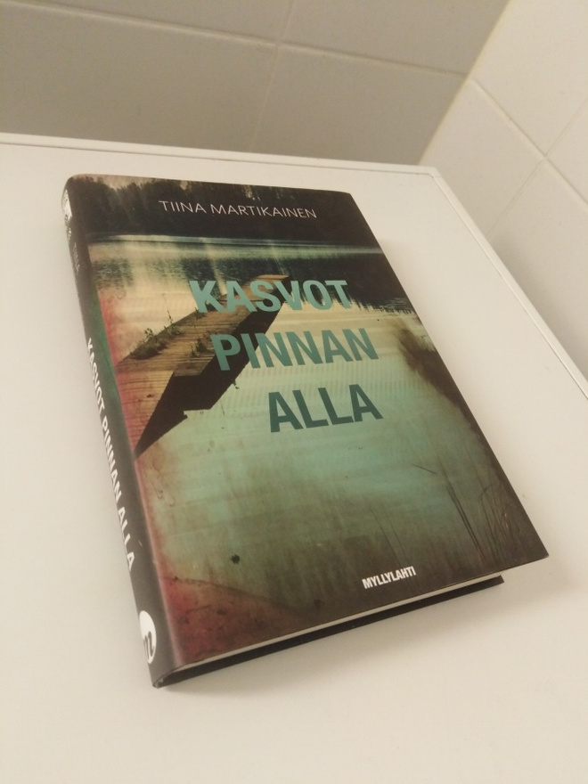 Tiina Martikainen: Kasvot pinnan alla