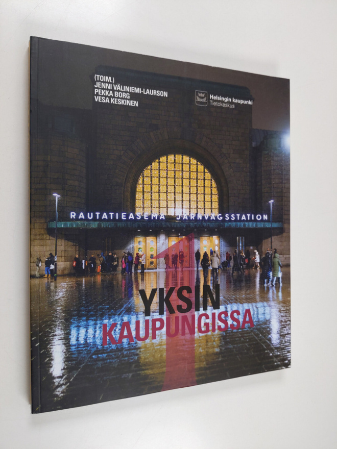 Faris Alsuhail : Yksin kaupungissa