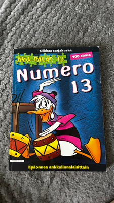Aku-palat 13 - Numero 13: Epäonnea ankkalinnalaisittain 