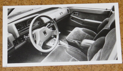 1985 Mazda 626 pressikuva - KUIN UUSI