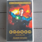 VHS: Eraser / Suojelija (Arnold Schwarzenegger 1996) - pikkukuva 1