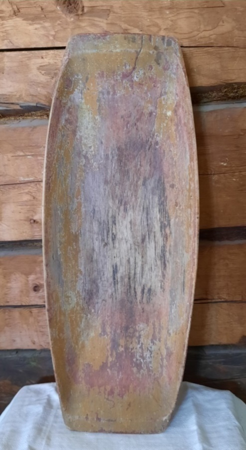Pitkä talonpoikaisantiikki puuvati