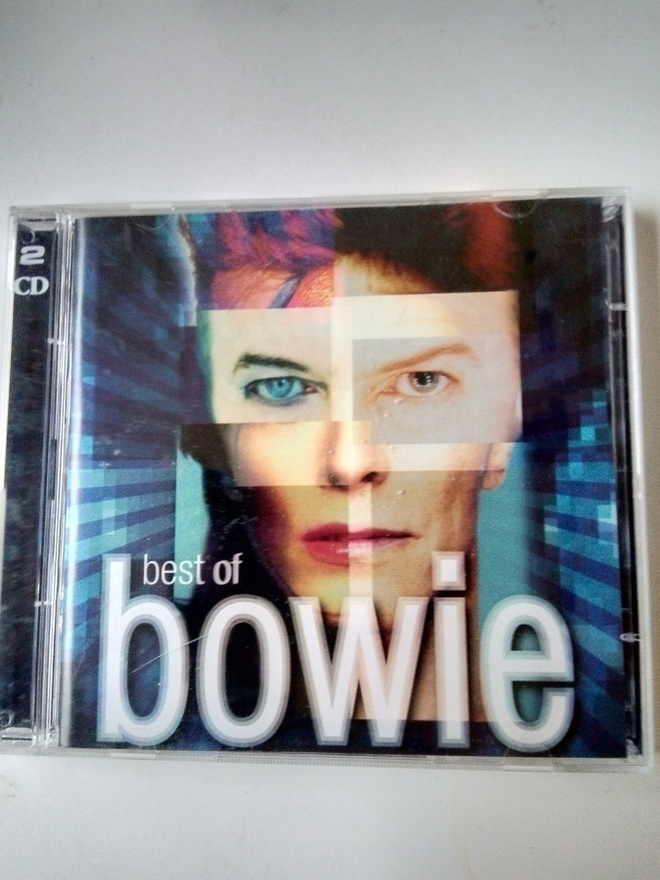 2CD DAVID BOWIE - Best of Bowie ( Sis.postikulut )