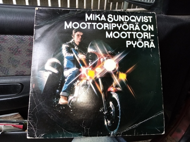 LP MIKA SUNDQVIST :  MOOTTORIPYÖRÄ ON MOOTTORIPYÖRÄ
