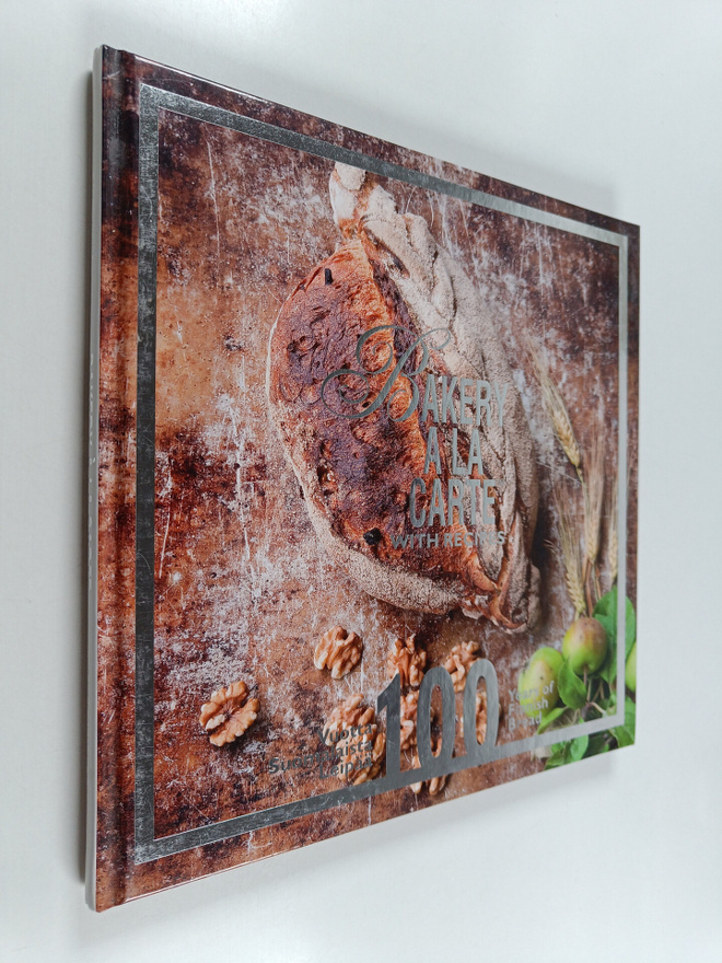 Bakery a la carte with recipes : 100 vuotta suomalaista l...
