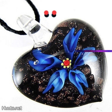 992 .. Murano Lampwork Art Glass Taidelasi . Kaulakoru
