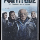 Fortitude – ikiroudan kirous: Kausi 1 (2DVD) *UUSI* - pikkukuva 1