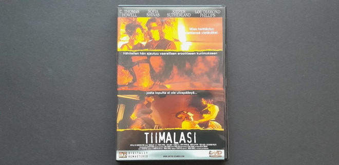 DVD: Tiimalasi / Hourglass (Kiefer Sutherland, Sofia Shinas