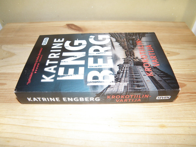 Katrine Engberg Krokotiilinvartija  (nidottu)