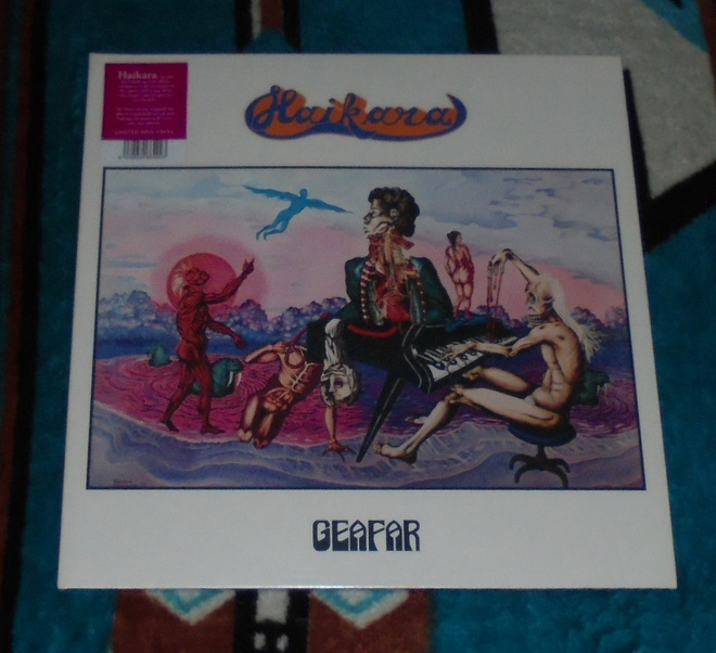 HAIKARA ~ Geafar ~ LP kelmussa Svart RE Pink