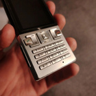 Sony Ericsson T700 matkapuhelin - pikkukuva 1