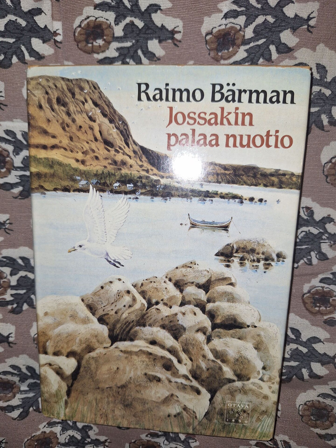 Raimo Beäärman : Jossakin palaa nuotio 1p