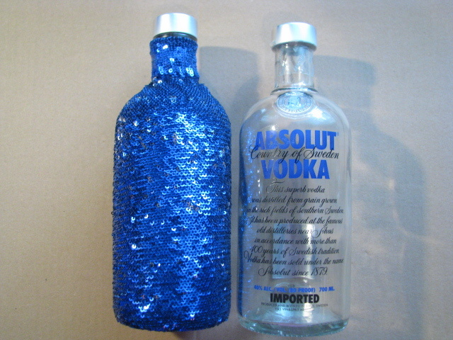 ABSOLUT VODKA SEQUIN PULLO - Limited Edition