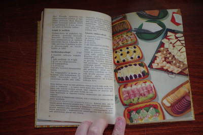 Kotikutsujen voileipäherkut (1956)