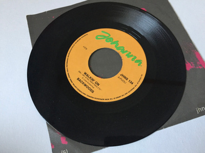 Backwoods – Walkin' On 7”