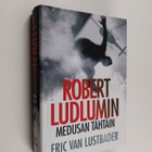 Eric Van Lustbader : Robert Ludlumin Medusan tähtäin - pikkukuva 1