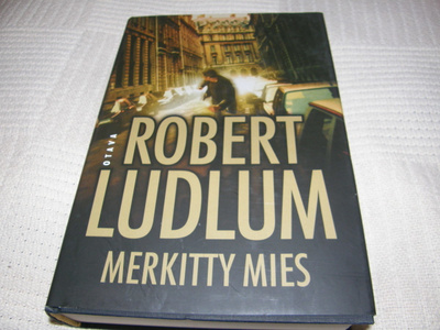Robert Ludlum Merkitty mies -sid