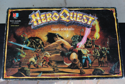 HeroQuest Suuri seikkailu lautapeli + Noitaherran paluu
