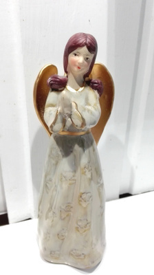 KAUNIS ENKELIFIGUURI