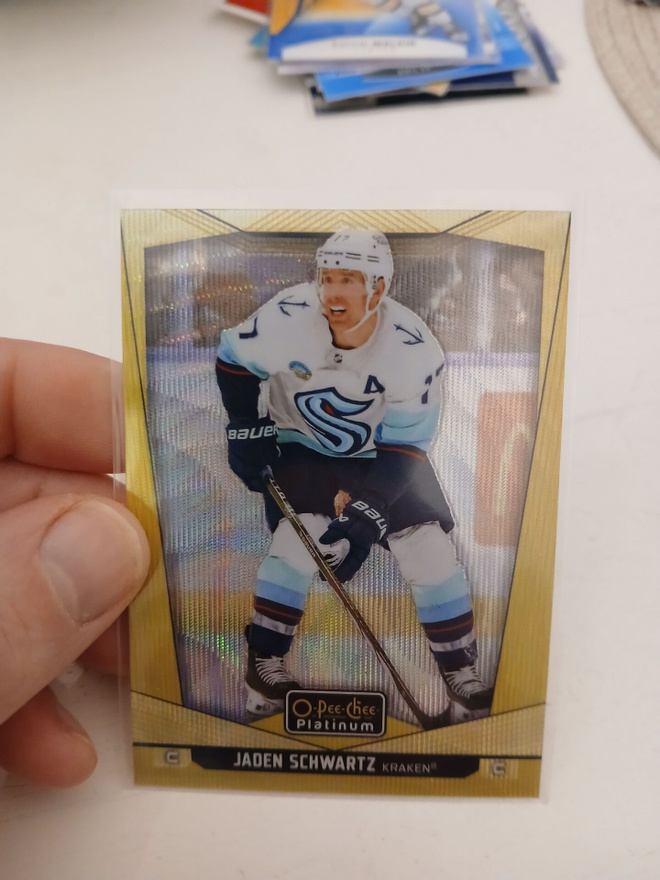 Jaden Schwartz - Neon yellow surge /Kraken