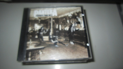 Pantera –Cowboys From Hell