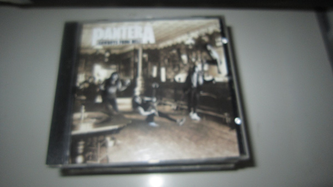 Pantera –Cowboys From Hell