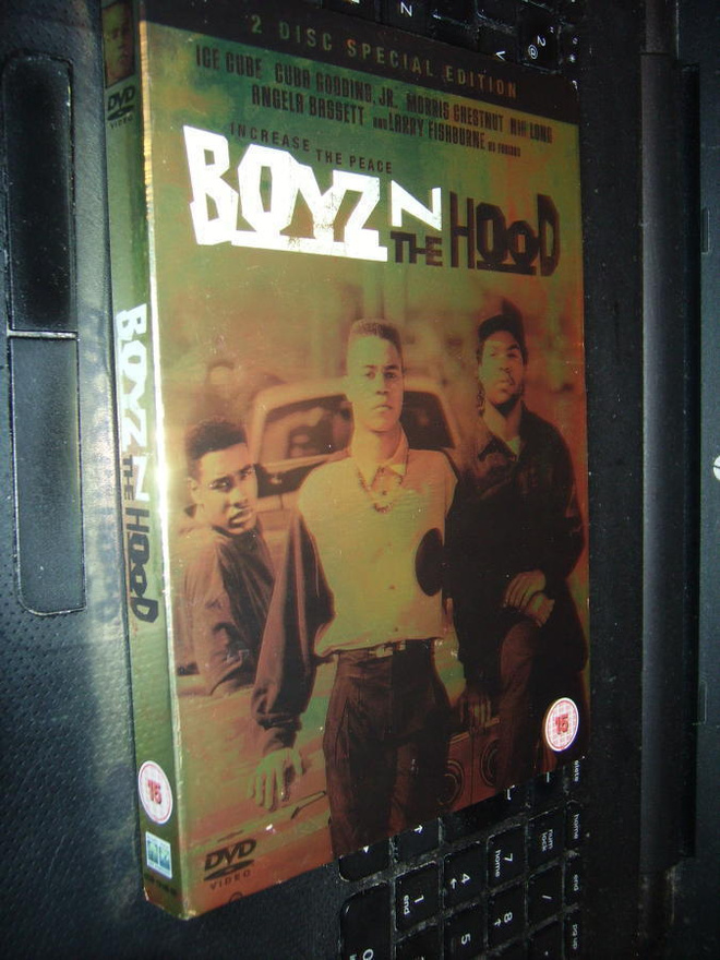 2DVD : BOYZ'N THE HOOD ( sis. postikulun )