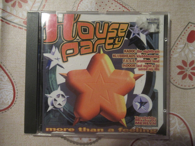 HOUSE PARTY CD