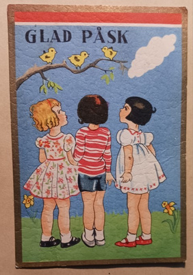 Kolme pikkuleidiä ja kolme tipua oksalla, p. 1945