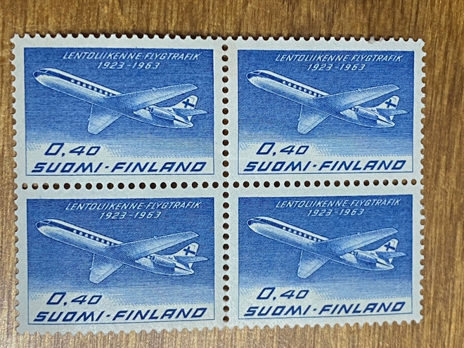 LENTOLIIKENNE 0,40MK NELIÖ**